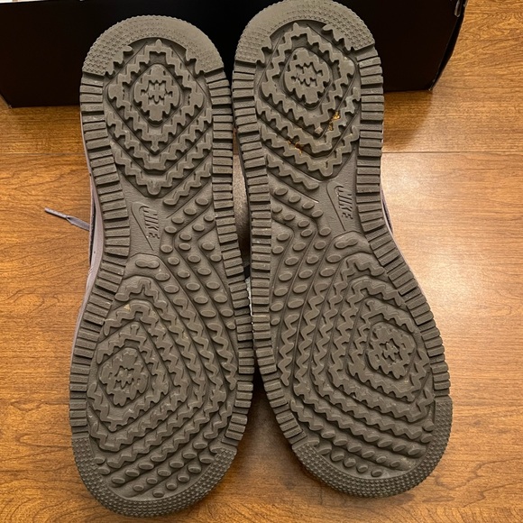 Nike Air Force 1 Luxe Providence Purple - Picture 6 of 9